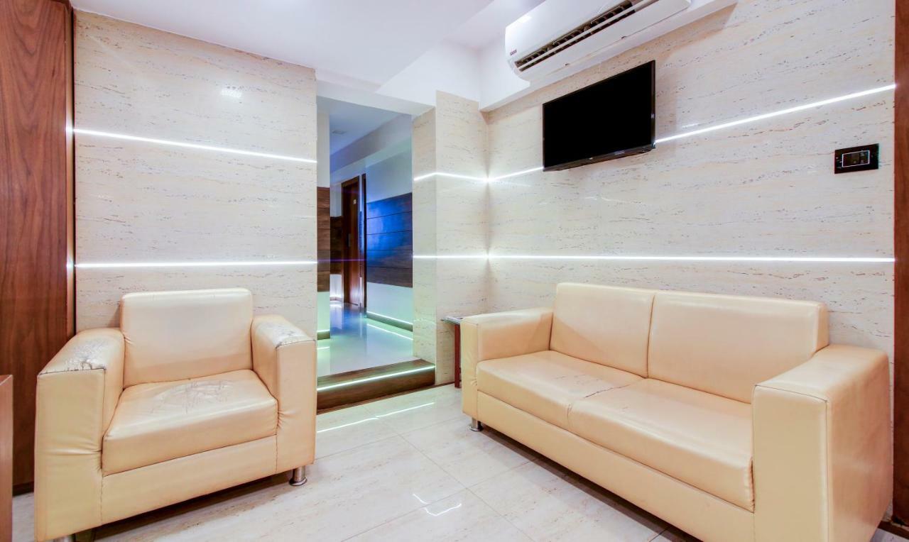 Hotel Oxford Mumbai Exterior photo